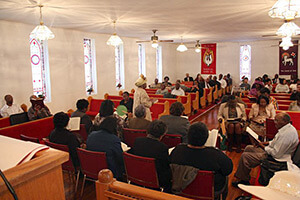 Ann McCleary, Members of the United Note Singers sing shape-note music, Sweet Home Baptist Church, Hiram, Georgia, February, 2011. Image courtesy of the Center for Public History, University of West Georgia.