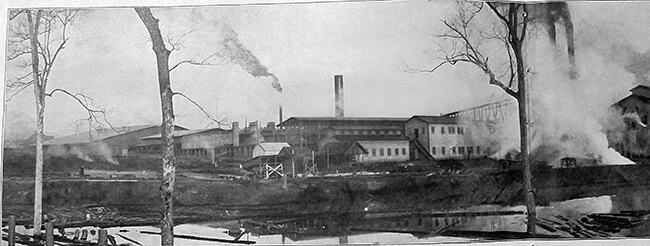 The Jackson Plant, Lockhart, Alabama. American Lumberman 1907, Part 1, January–June 1907, Forest History Society archive.
