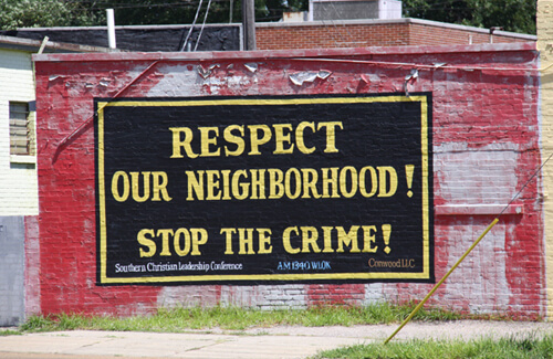 Wanda Rushing, Wall painting in Orange Mound neighborhood, intersection of Airways Boulevard and Lamar Avenue, Memphis, TN, 2009. 