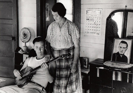John Cohen, Odabe and Mary Jane Halcomb, KY, 1959