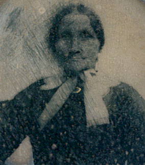 Maria Carter Syphax, ca. 1870. Daguerreotype by unknown creator. Courtesy of Arlington House, the Robert E. Lee Memorial, ARHO 6408. Maria Carter Syphax, ca. 1870. Daguerreotype by unknown creator. Courtesy of Arlington House, the Robert E. Lee Memorial, ARHO 6408.