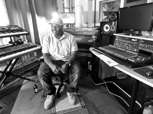 Fiend at Inner Recess studio, New Orleans, Louisiana. Photograph by Holly Hobbs, 2014.