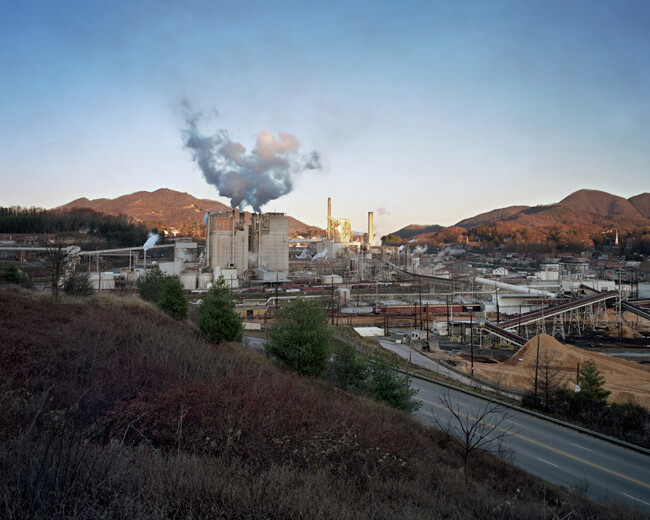 Jeff Rich, Blue Ridge paper mill, Pigeon Forge River, Canton, North Carolina, 2008.