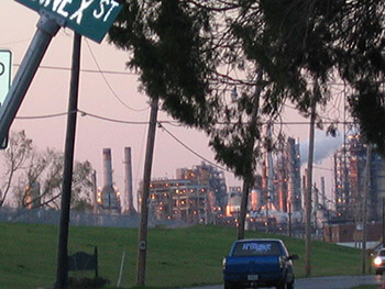 Traffic on River Road heading toward Valero, Destrehen, Louisiana. Photograph by Gwen Ottinger. Courtesy of photographer. Traffic on River Road heading toward Valero, Destrehen, Louisiana. Photograph by Gwen Ottinger. Courtesy of photographer.