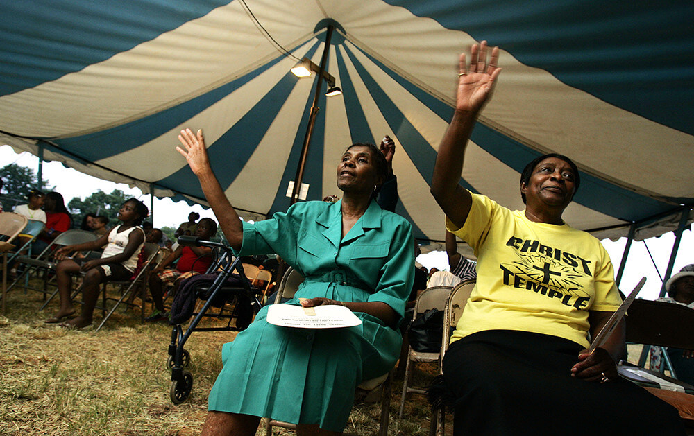 The Big Gospel Tent Revival, Shelby, North Carolina, January 1, 2000. Photograph by Flickr user Brittany Randolph. Creative Commons license CC BY-NC-ND 2.0. The Big Gospel Tent Revival, Shelby, North Carolina, January 1, 2000. Photograph by Flickr user Brittany Randolph. Creative Commons license CC BY-NC-ND 2.0.